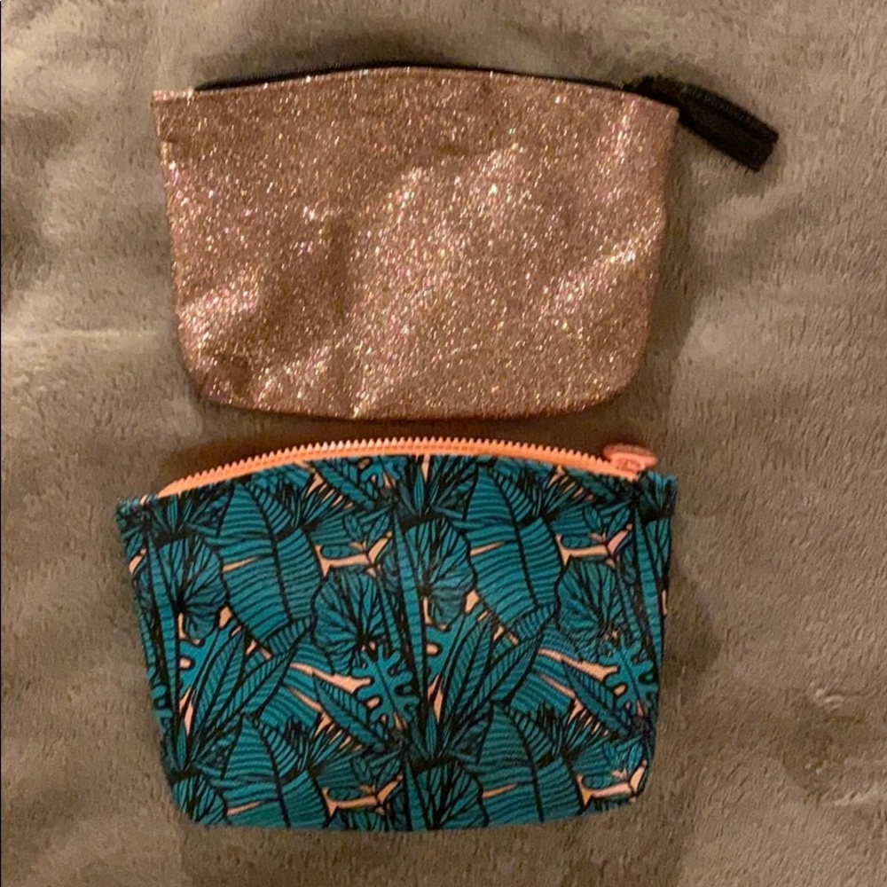 Ipsy make up bags